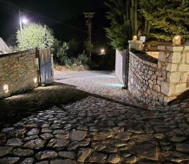 Mavrovouni Apartment | Malvazios Villas family apartment with view