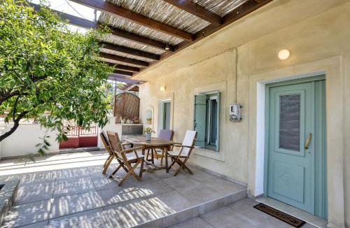 Vigla House | Mandarini House