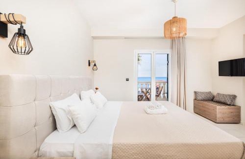 Agios Sostis Apartment | Manthos Beachfront Apartments, by ZanteWize