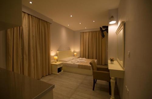 Plomari Apartment | Mare Studios Exclusive