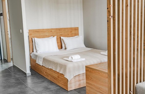 Paralia Ofryniou Apartment | Mareleon Camping