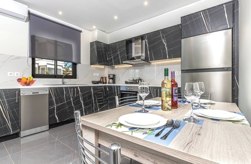 Halepa Apartment | Mariam Luxury Apts A2