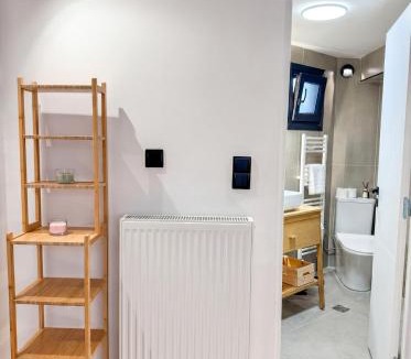 Thessaloniki Apartment | Martiou Urban Metro Loft w Private Entrance 2 min to Metro
