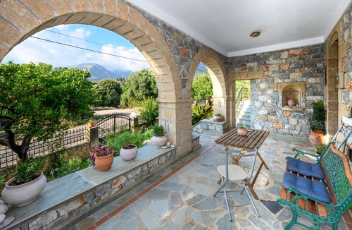 Kardamyli Apartment | Mary's stone house 5 min From Kardamili ,