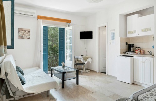 Mirties Apartment | Melina's Sunset – Family Flat, 2 Bedrooms, 2 Baths, Stunning Sea View & Sunsets