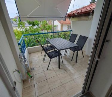 Nea Fokaia Apartment | Mezoneta Fokea
