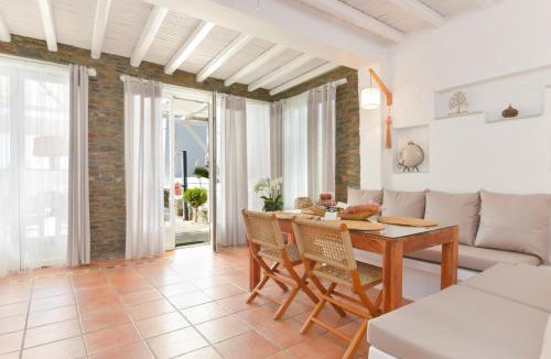 Platis Gialos House | Miles Away Sifnos - Beachfront House