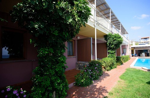 Agios Nikolaos Town Apartment | Mirabella Family Apartment with Sea View