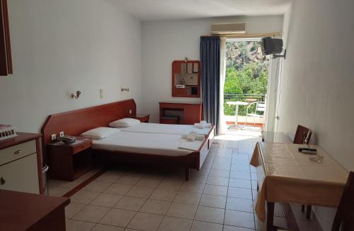 Plomari Hotel | MIRSINI HOTEL