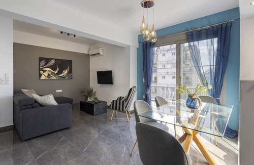 Omonia Apartment | Modern Renovated Apartment in Metaxourgio