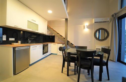 Anthousa Apartment | Moonlight Suites