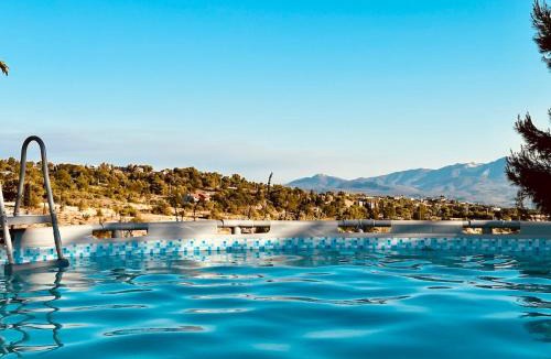 Marathon House | Mountain pool house