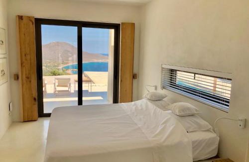 Kithira Villa | Mr. Bliss