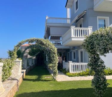 Asini House | My Paradise