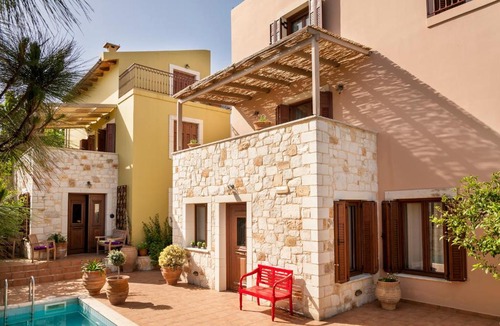 Stalos Villa | My Villa Dafni