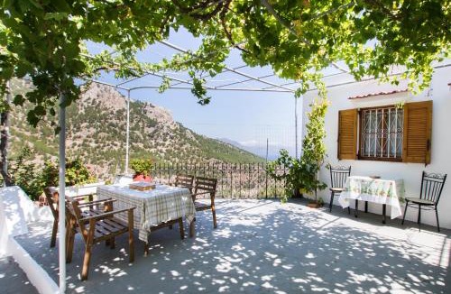 Aperio House | Myrtia Vacation Home