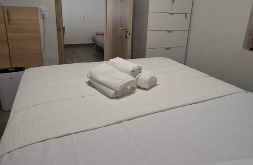 Spata-Artemida Apartment | Nára house 3