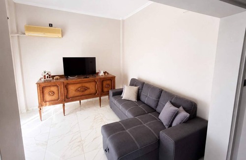 Nea Ionia Apartment | Nea Ionia Urban Nest – Fotis’ Athens Getaway