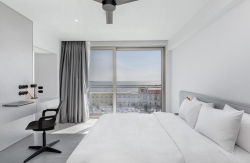 Ladadika Apartment | Nero Luxury Suites by Zennova