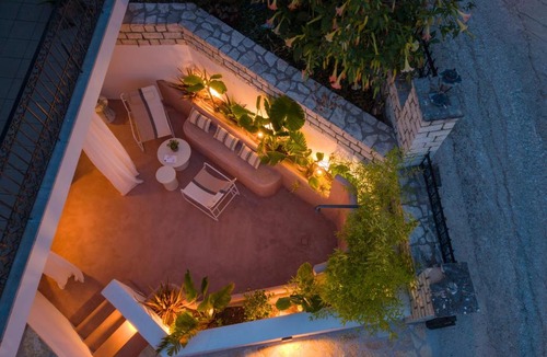 Parga Apartment | Nest In The Yard