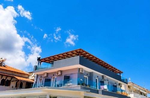 Sarti Condo | New Horizon Sarti - Ground Floor Double A1
