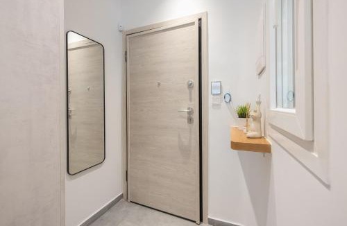 Neo Psychiko Apartment | Newly Renovated Escape/Psychiko