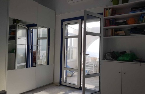 Naxos House | Nice apartment, small row house on the beach (Liz. No. 00000473361)