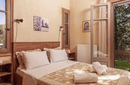 Lazarata House | Nice home in Lefkada with private swimming pool, can be inside or outside