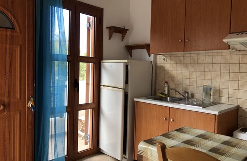 Gialiskari Apartment | Nikos Apartments A1 - One Bedroom Apartment, Sleeps 5