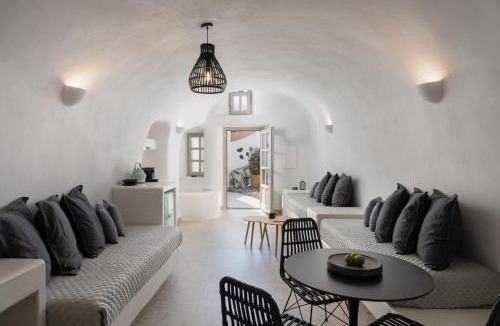 Megalochori House | Nisó Cave Suites