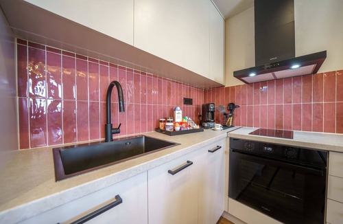 Nea Alikarnassos Apartment | Noble Heraklion Suites, Terra Suite in Crete