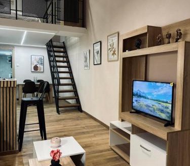 Volos City Centre Apartment | Nomad Life