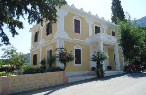 Salakos House | Nymph
