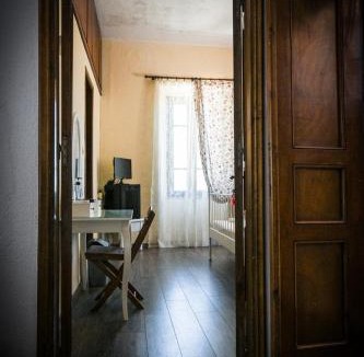 Salakos House | Nymph