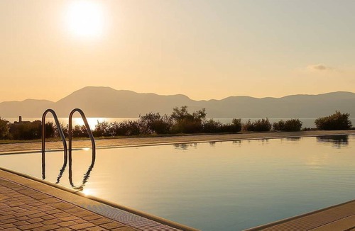 Drepano Apartment | Oka Aqua Paradise - Panoramic Seaview with Pool