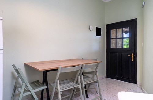Sivota Apartment | Old Manor Cottage House 5 Apartment with Wi-Fi and Air Conditioning