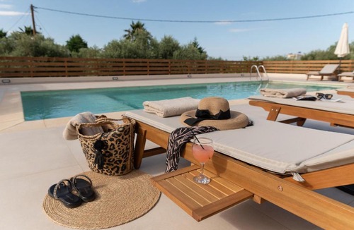 Galatas Apartment | Oliva Verde Residences
