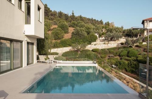 Elia Nikitis Villa | Olive Grove Suites - Villas with private pool and garden