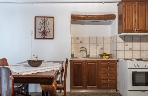 Andros Town Apartment | Olive Guesthouse Junior Apartment with Sea View and Wi-Fi