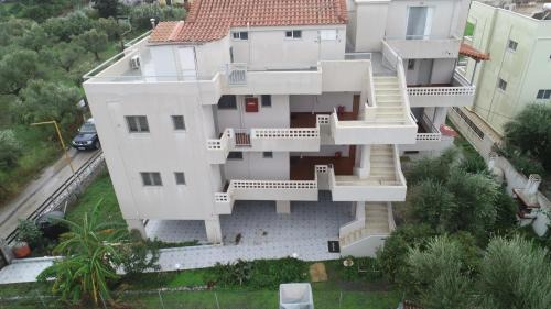 Mavrovouni Apartment | olivensun apartment 4