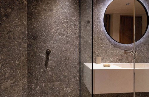 Naxos Town Hotel | Opuntia Suites Superior Villa with Outdoor Hot Tub