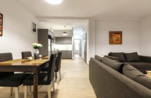 Zakynthos Town Apartment | Oresteia Downtown Apartment