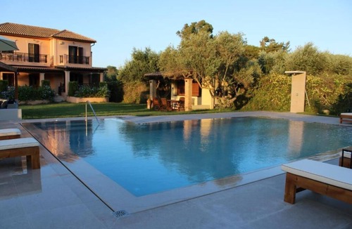 Zakynthos Apartment | Panmar Villa 5 minutes from Saint Nicholas beach
