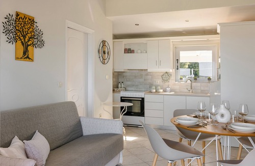 Argostoli Town Apartment | Panorama Fanari Studios & Apartments