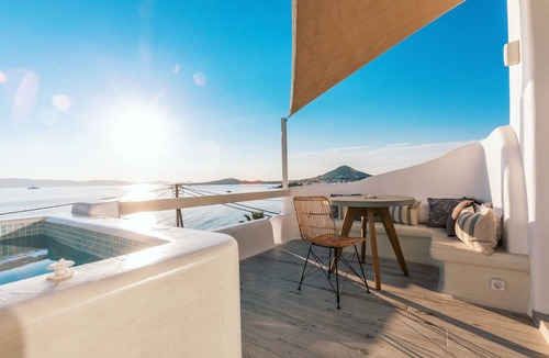 Agia Anna Apartment | Panoramic Sea View & Private Hot Tub - Top Floor Triton