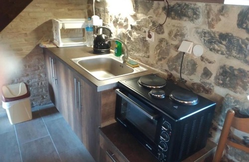 Omales House | Panos Stone Tower: Two-Bedroom House