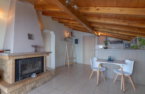 Patitiri Apartment | Pantheon Attic