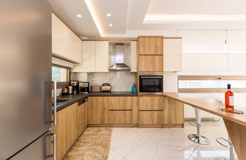 Bali Villa | Paris Villa, with Pool, BBQ, Playground & SeaViews