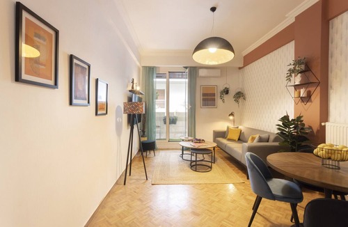 Pangrati Apartment | Pausaniou8 · Homey one bedroom in hip Pagrati