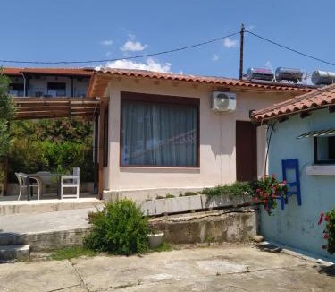 Psakoudia Apartment | Pefkonas Apartments 100 m from the beach